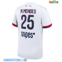 Camisa de time de futebol Paris Saint-Germain Nuno Mendes #25 Replicas 2º Equipamento 2025-26 Manga Curta
